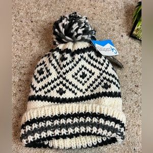 NWT ladies winter hat